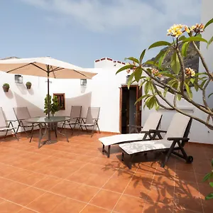 La Casita Del Muelle , Garachico (Tenerife) Spain